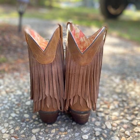 Ariat Cowgirl Boots w/ Fringe - Picture 3 of 4